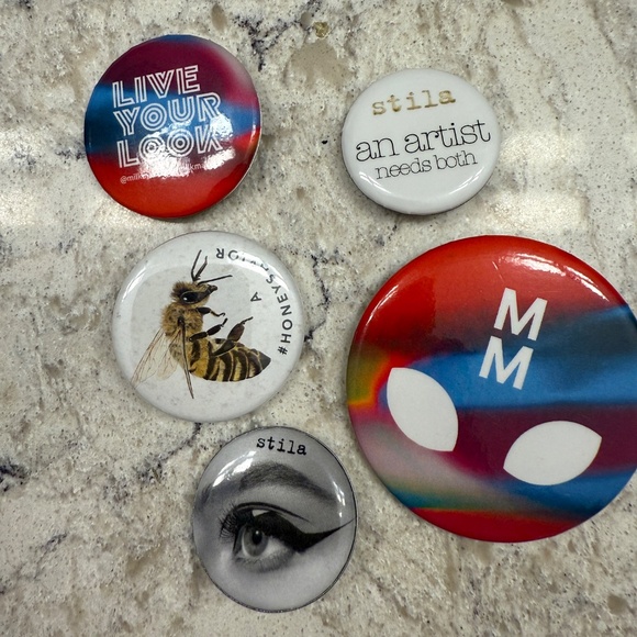 Bundle of 5 Make-up Buttons - Picture 4 of 5